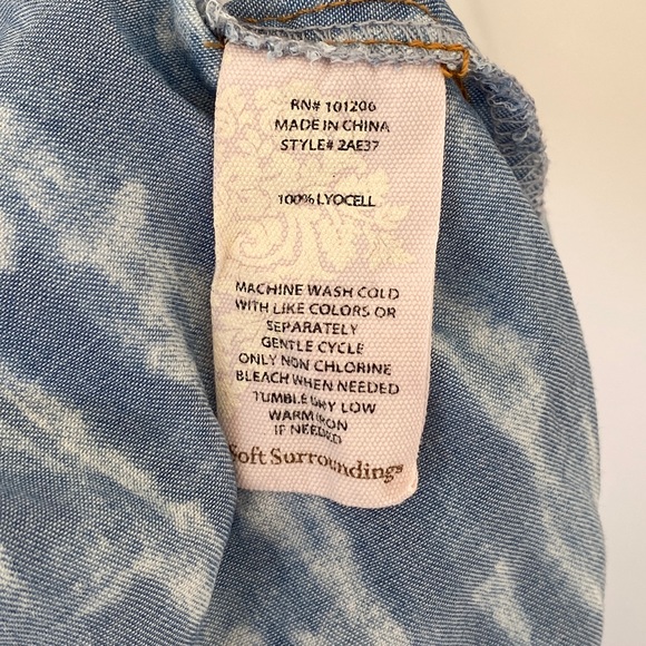 Soft Surroundings Tie Dye Chambray Tunic Shirt - Picture 8 of 8